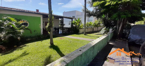 Imagem 2 de 15 de Casa A Venda Com Lote Grande Em Condominio Fechado , Confira! - 20497