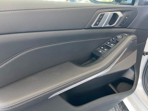 BMW X5 4.4 Xdrive50ia Excellence At