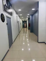 Comprar Oficina Comercial En Arriendo  (91235)