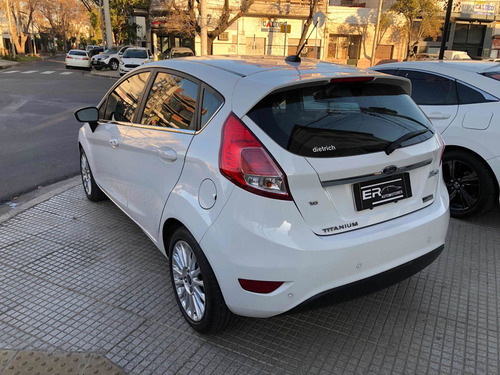 Imagen 6 de 15 de Ford Fiesta Titanium Automatico 2017