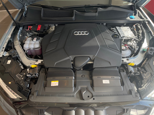 Audi Q7 3.0 TFSI 55 s line PHEV 394hp
