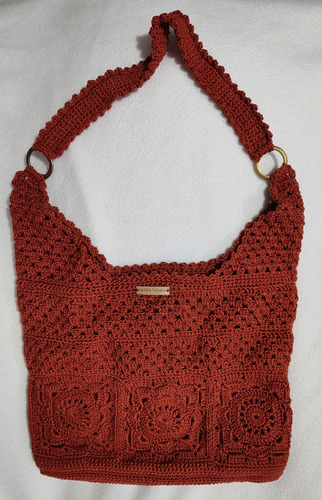 Bolso Al Crochet Gaia Con Forro Y Herrajes De Metal Terracota