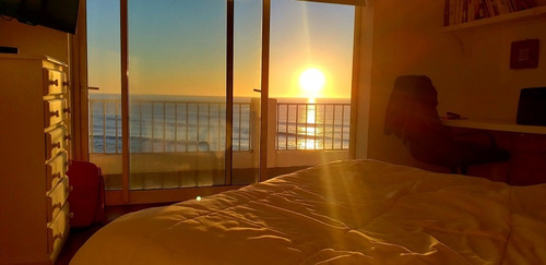 Imagen 13 de 19 de Alquiler Apartamento-penthouse Frente Al Mar En La Península