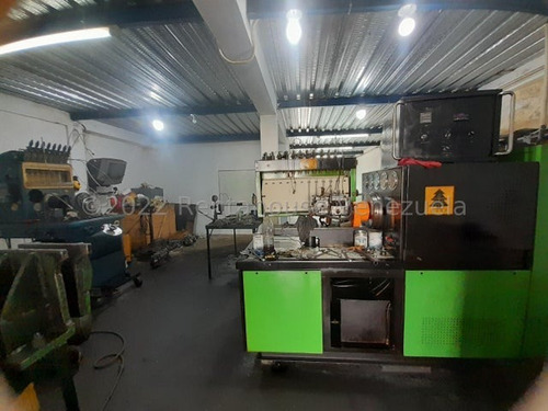 Maria Luisa Mendoza Vende Extraordinario Galpon Industrial Con Luz Trifasica Todos Los Servicios Basicos Operativos Cuenta Con 2 Locales Comerciales Listo Para Desarrollar! 25 7607 Comunicate!