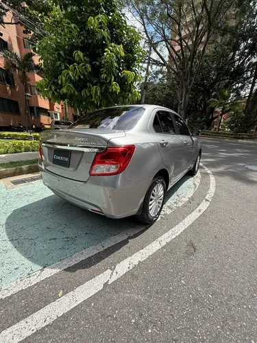 Suzuki Swift Dzire Sedan 2023 Segundo Dueño Mecánico