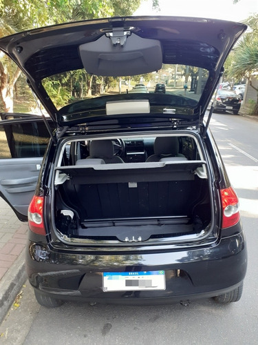 Imagem 9 de 15 de Volkswagen Fox 2009 1.0 Vht Route Total Flex 5p
