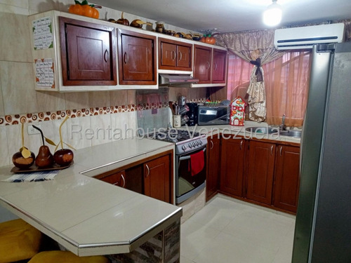 Apartamento En Venta Urbanizacion Cagua Residencias Codazzi 25-20074 Jecg
