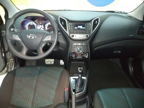 Hyundai Hb20x 1.6 16v Style Flex 4p Automatico 2016/2017
