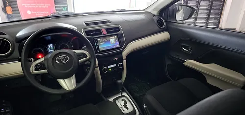 Toyota Rush 1.5 High