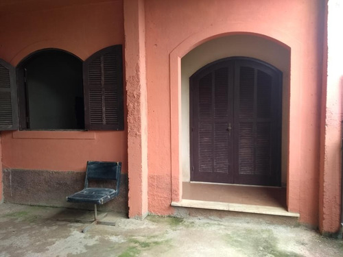Imagem 2 de 14 de Casa Duplex, Com Mito Espaço, Bairro Sossegado