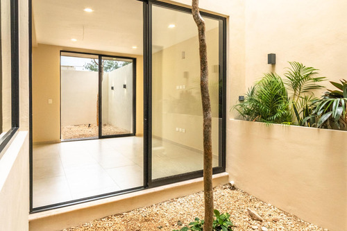 Casa En Venta Merida, Temozon Norte, Entrega Inmediata.