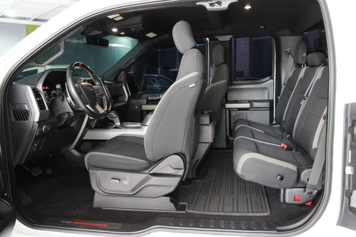 Imagen 3 de 4 de Ford F150 Raptor