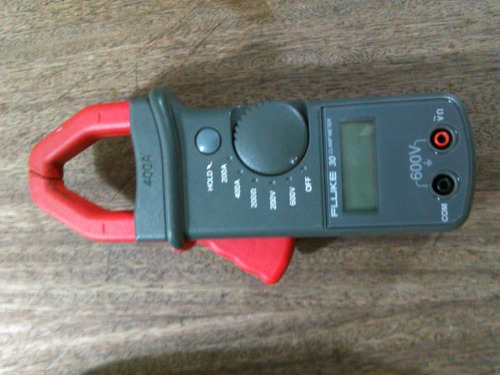 Imagen 3 de 3 de Pinza Amperimetrica Fluke Modelo 30