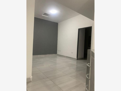 Imagen 6 de 12 de Casa Sola En Renta San Marino