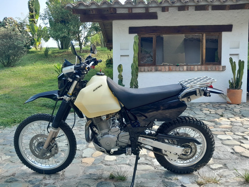 Suzuki Dr 650