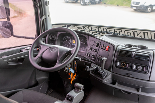 Mb Axor 2036 4x2 Ñé Volvo Fm 370 Fh 400 Fh 420 Toco Fh440 Fh