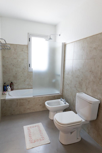 Casa En B° Privado San Joaquin