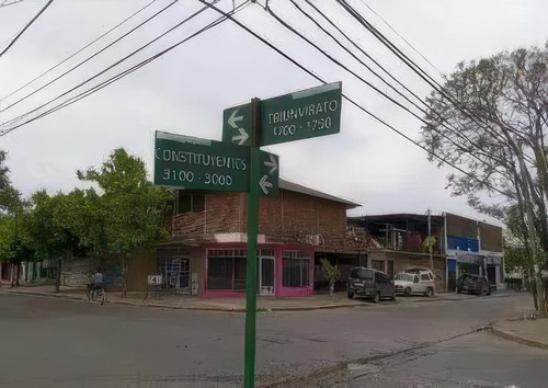 Casa En Venta - 6 Dormitorios 4 Baños - 230mts2 - Don Torcuato