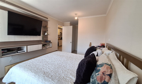 Departamento En Venta De 1 Dorm. En Huechuraba Con Est Y Bod