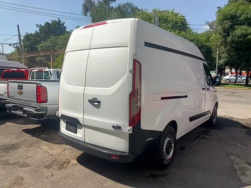 Ford Transit 2.2 Van Larga Techo Alto Aa Custom Mt