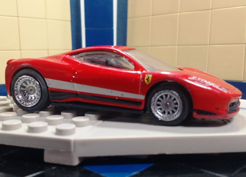 Priviet Exotic Ferrari 458 Italia (custom Gomas) Hot Wheels