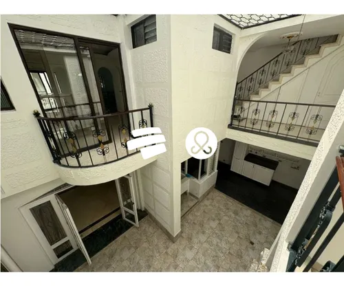 Venta De Casa Para Vivir O Construir Un Edificio De 11 Pisos En Conquistadores