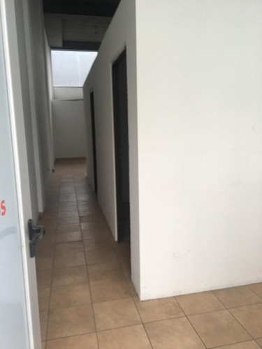 Imagen 3 de 7 de Local En Venta En Ituzaingo Norte