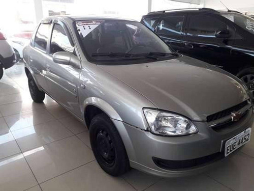 Imagem 2 de 7 de Chevrolet Classic 1.0 Mpfi Ls 8v Flex 4p Manual