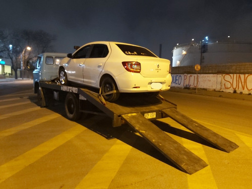 Imagen 3 de 4 de Auxilio Mecánico Guinche Traslados De Vehículos 24hs