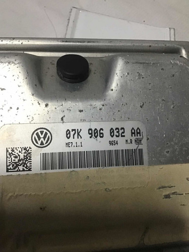 Computadora Ecu Motor Volkswagen Jetta 2010 07k 906 032 Aa (Usado)