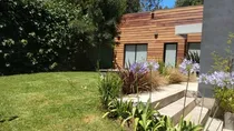 Comprar Casas Cabañas Bosque  Ramos Mar Del Plata Parking Privado Jardin Con Sillones Y Mesas Fogonero Tromen Duomo, Aire Acondicionado En Living, Cerca De Playas Del Sur Y Chapadmalal Muy Luminosa Y Moderna.
