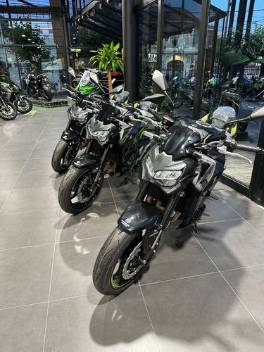 Imagen 8 de 25 de Kawasaki Z900 (no Ninja 650 Versys 650 Yamaha Mt07 Mt09)