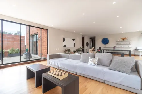 Apartamento En Arriendo En Los Rosales. Cod A23609