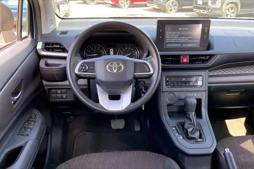 Toyota Avanza 2023