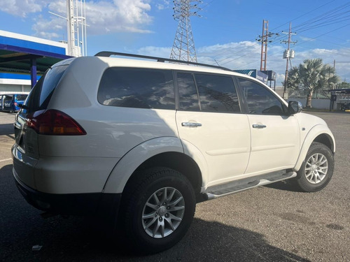 Imagen 5 de 16 de Mitsubishi Montero