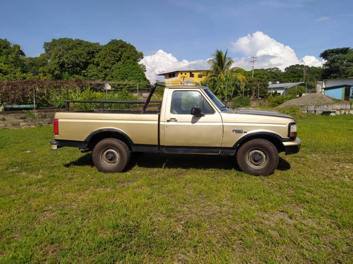 Imagen 2 de 8 de Ford F-150
