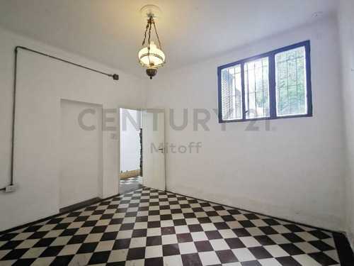 Imagen 6 de 30 de Casa De Estilo En Venta En La Plata
