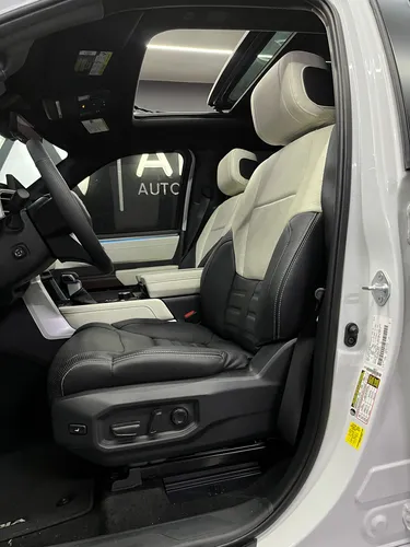 Toyota Sequoia 3.5 V6 Capstone