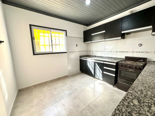 Casa A Estrenar Sobre Lote De 8,66x25
