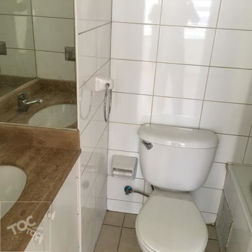 Depto En Arriendo De 1 Dorm, En Ramon Corvalan 8, Santiago