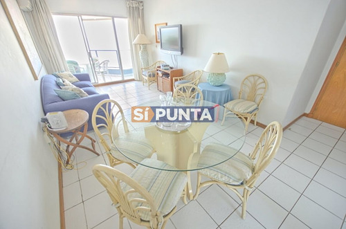 Imagen 4 de 16 de Apartamento Alquiler Punta Del Este, 2 Dormitorios Y Parrillero Propio.