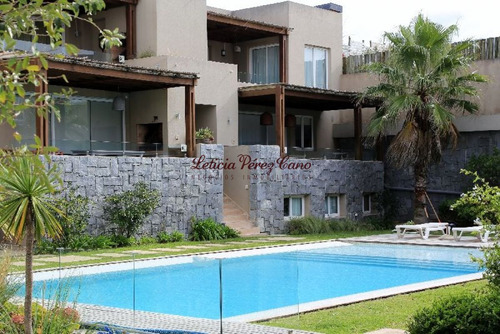 Imagen 2 de 9 de Venta Apartamento Al Frente En Edificio De La Ruta Al Mar La Barra
