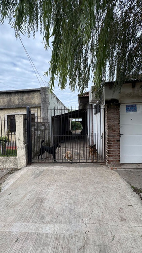 Casa Multifamiliar En Venta 8 Ambientes En Burzaco