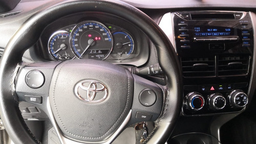 Imagem 3 de 8 de Toyota Yaris Xl 1.3 Flex+ Kit-gás 2019 Hatch