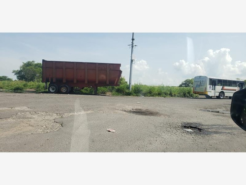 Imagen 3 de 6 de Terreno Comercial En Venta Colinas De Santa Fe