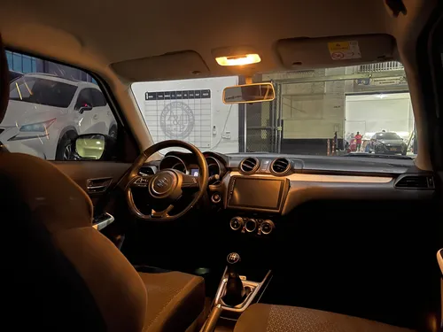 Suzuki Swift 1.2 Hybrid 2Wd