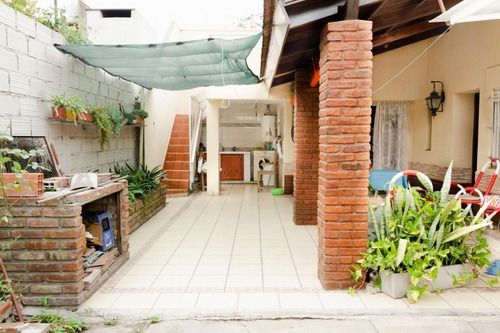 Excelente Casa - Jose C. Paz