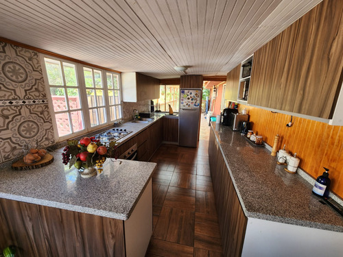 Vendo Terreno De 746 M2 Plano Con Casa Totalmente Amoblada