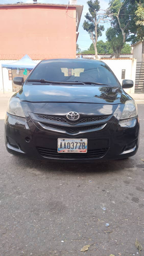 Toyota Yaris Esbelta