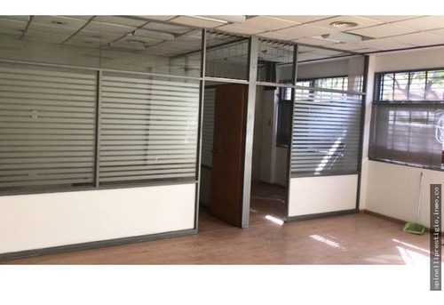 Local Comercial En Venta Ubicado En Centro